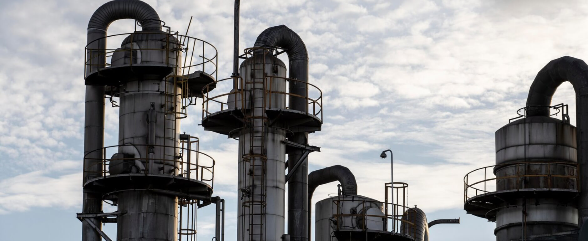 Очистка емкостей промышленных стоков